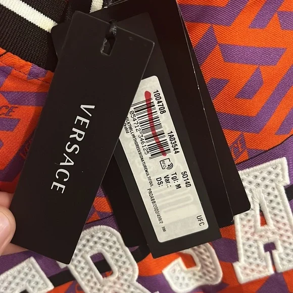 Versace la Greca v neck silk jersey print tank top NEW - Picture 7 of 11